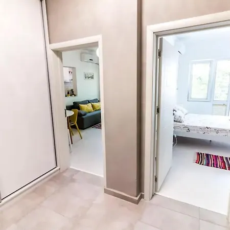Apartment Vazov Varna